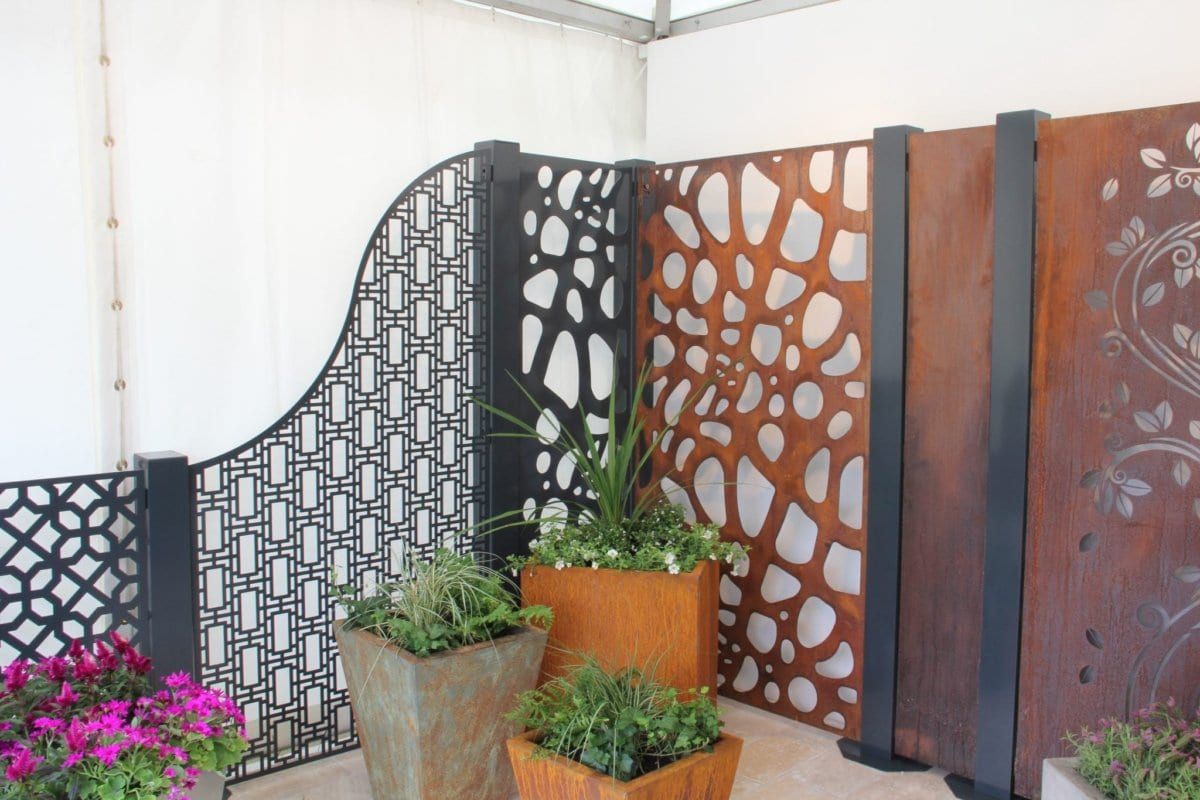 Supporting Posts Garden Screen UK Made Precious Design